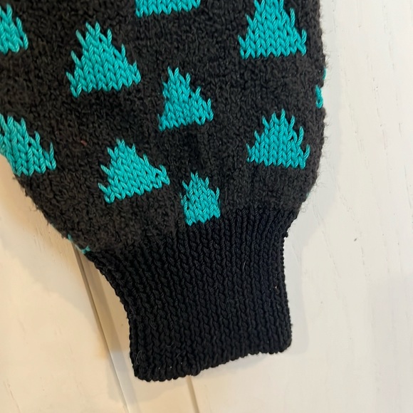 Dia North‎ of Boston women’s sweater - Picture 5 of 8